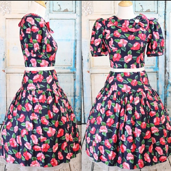 Vintage Dresses & Skirts - 50's Inspired Spring Dress